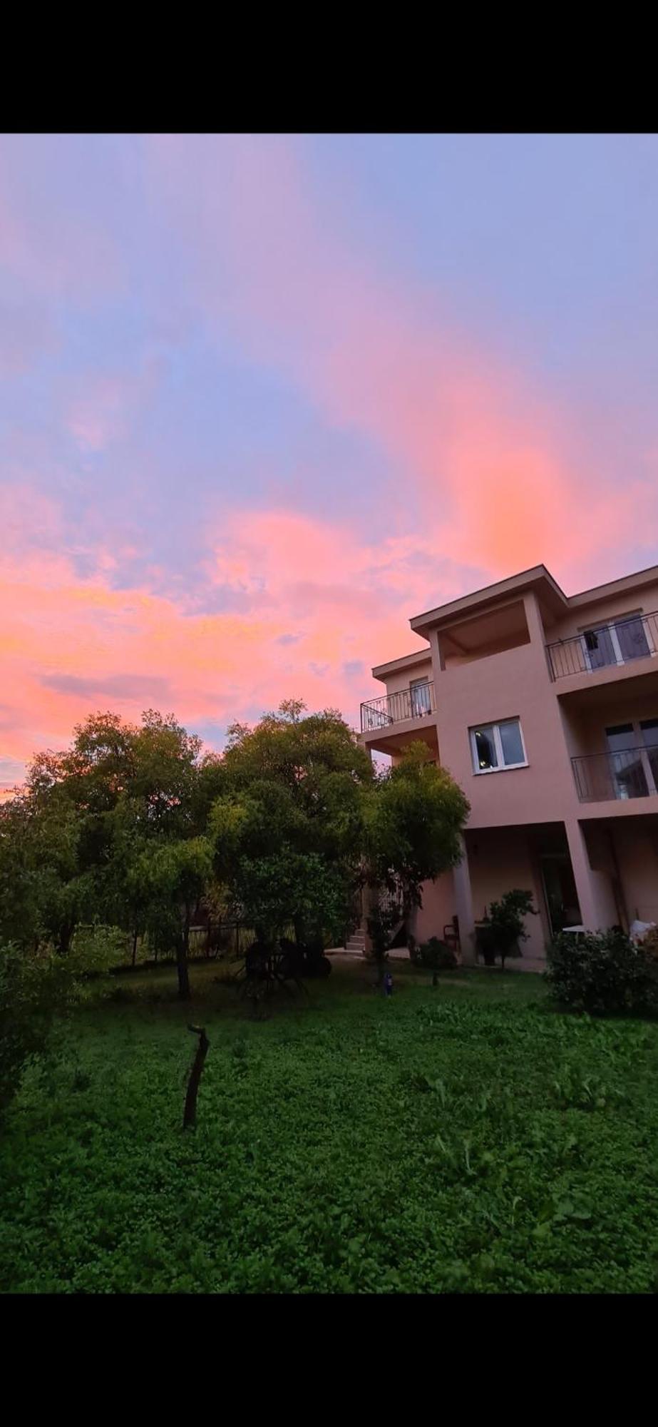 Casa M Apartment Тиват Екстериор снимка