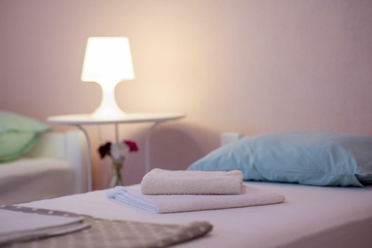 Casa M Apartment Тиват Екстериор снимка